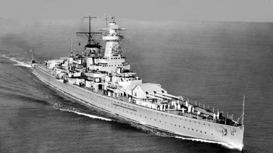 资料图片：纳粹德国海军“施佩伯爵海军上将”号袖珍战列舰（德国《图片报》网站）